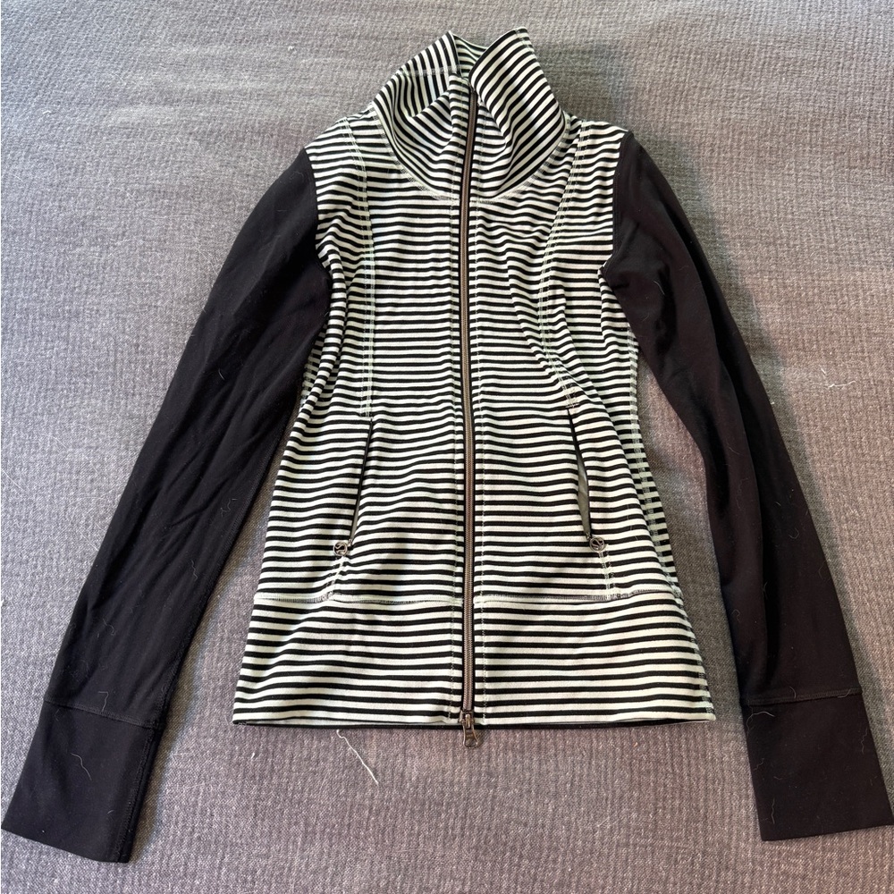 Striped Black and White Zip-Up Jacket